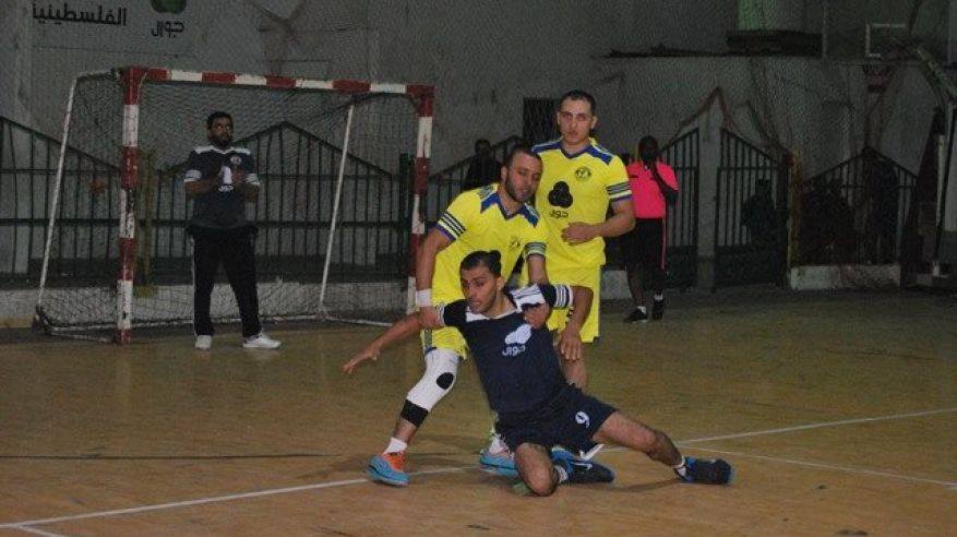 خدمات البريج ينتزع صدارة بطولة دوري كرة اليد الممتاز-غزة