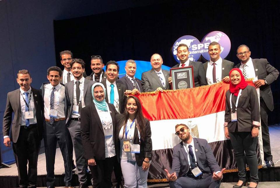 حصول الجامعة البريطانية على جائزة التميزمن الجمعية الدولية لمهندسى البترول ATCE