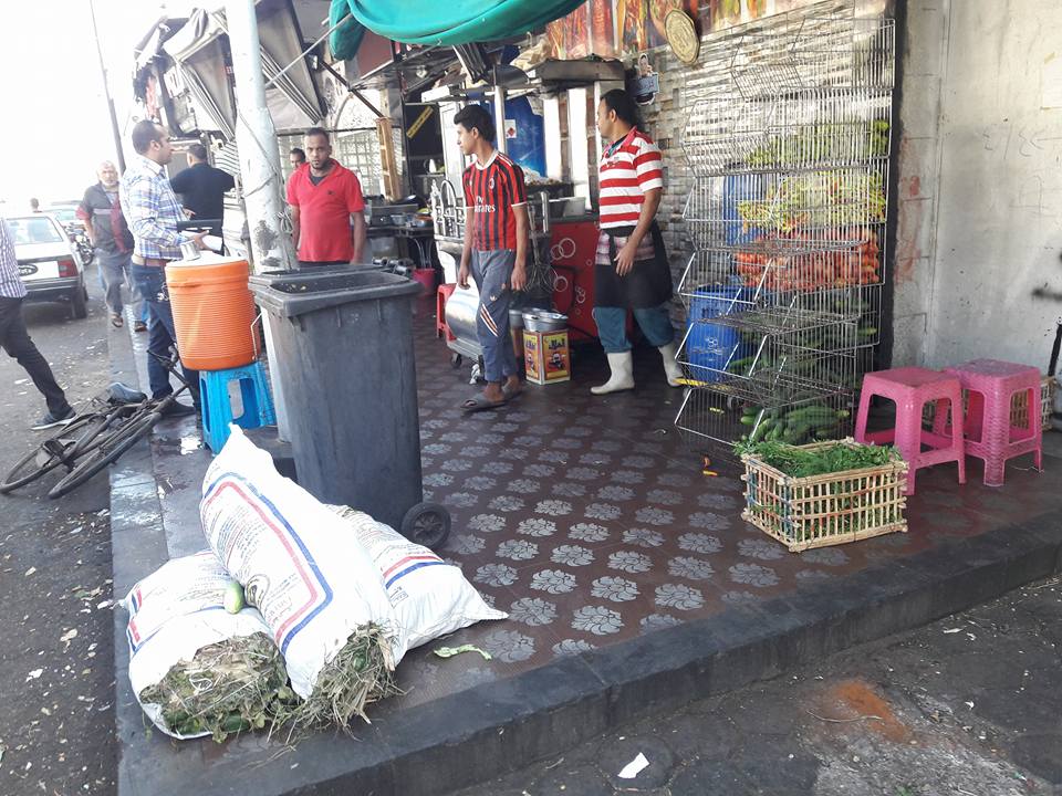 محافظ بورسعيد يقرر إغلاق 3 محال بالممشي السياحي