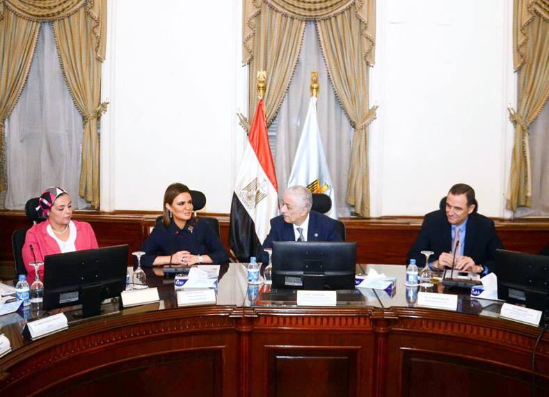 بدء الاختبارات ل١٣٠٧ من المتقدمين لمسابقة شغل الوظائف القيادية بالإدارة المحلية