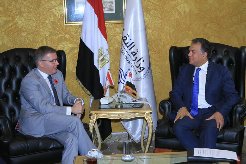 وزير النقل يلتقي السفير الكندي بالقاهرة لبحث التعاون المشترك