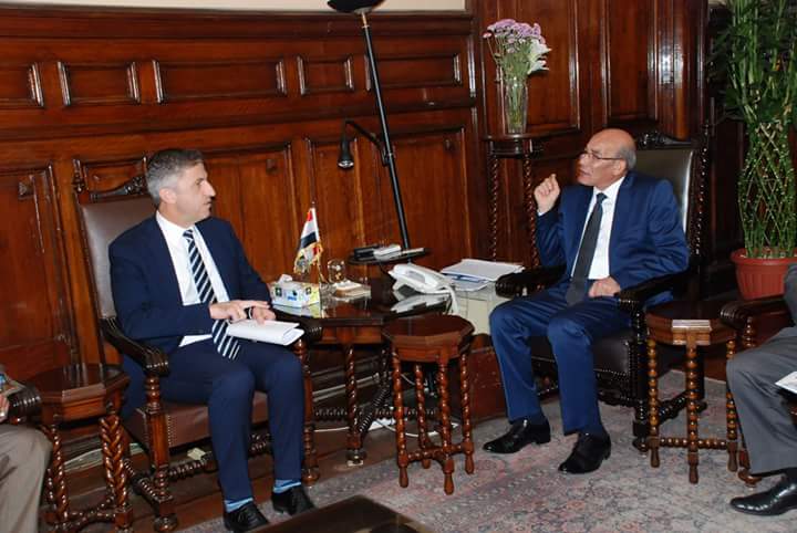 وزير الزراعة يبحث مع سفير قبرص بالقاهرة سبل التعاون الزراعي بين البلدين