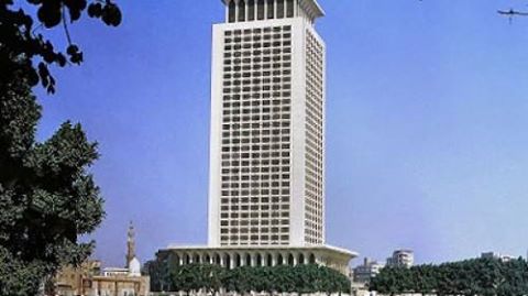 شاهد .. رد فعل الخارجية بعد إعادة 354 قطعة أثرية مصرية مهربة