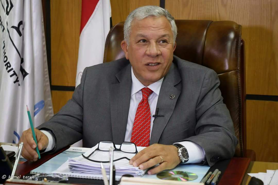 ”ميناء دمياط” تطلق تطبيقات الهواتف الذكية لخدمة العاملين