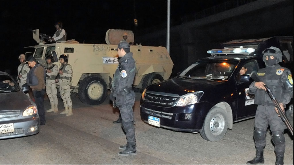 وزارة الداخلية والقوات المسلحة يستكملان جهودهما فى ملاحقة العناصر الإرهابية الهاربة