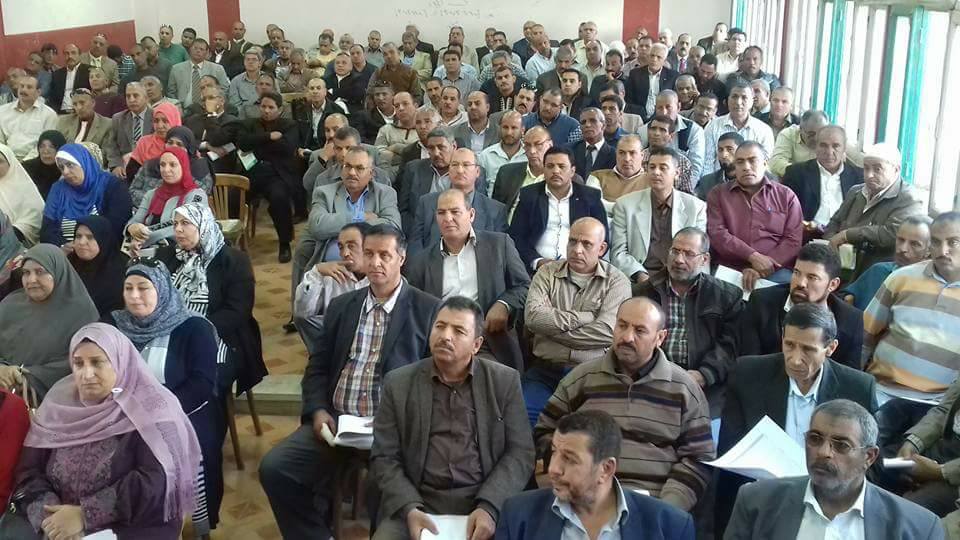 ” بسيوني ” يجتمع مع مديري مدارس أبو حماد بالشرقية 