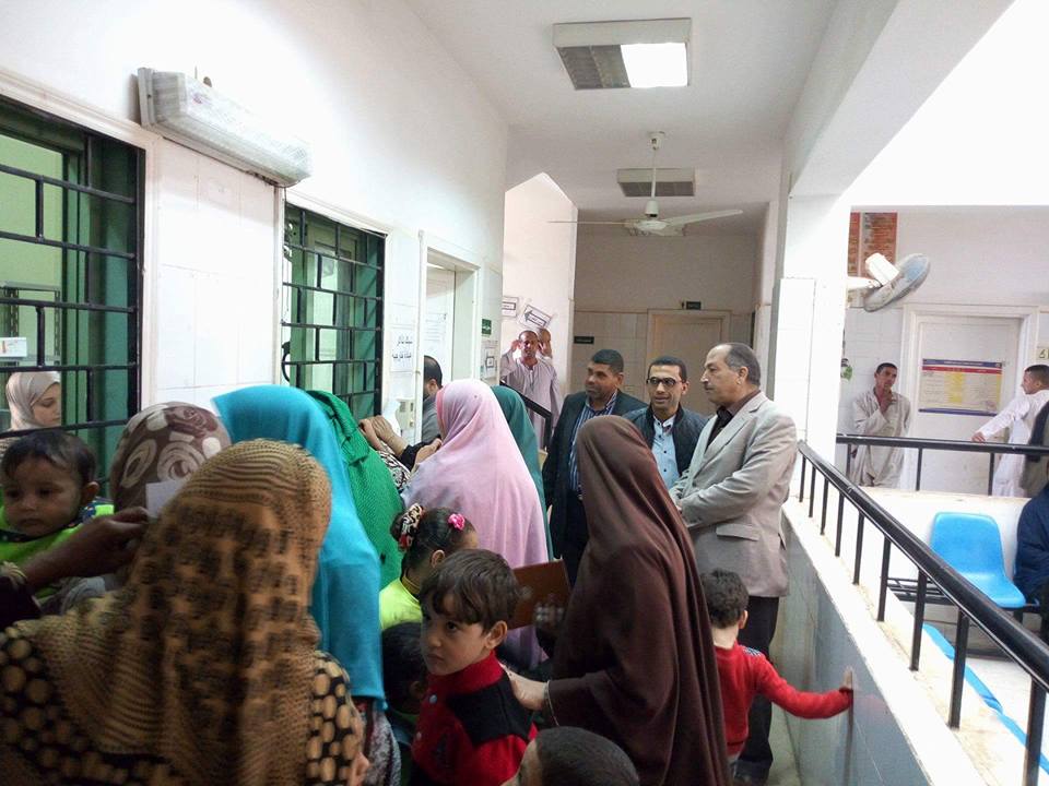 بالصور ..قوافل الخير الطبيه تجوب قري مدينة الفشن جنوب بني سويف