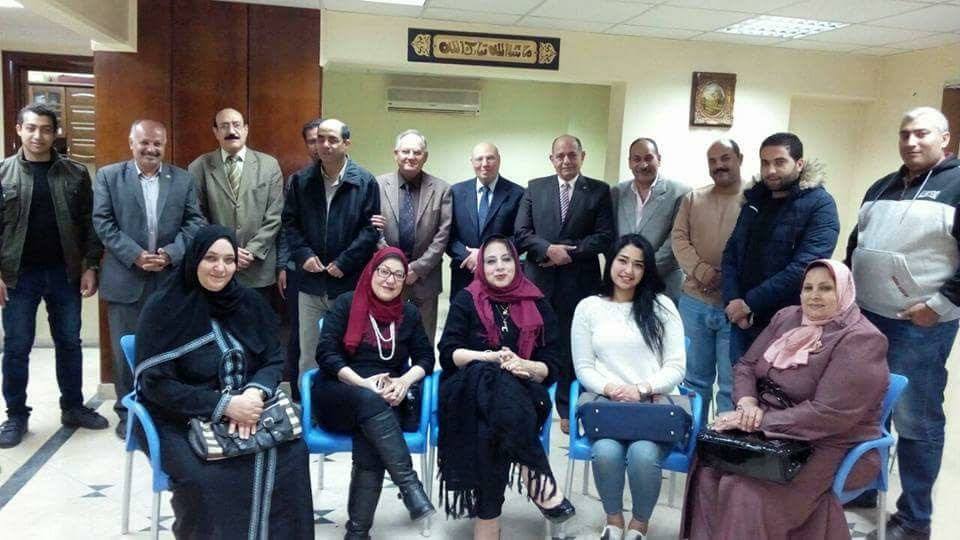 بالصور .. المؤتمر بالدقهلية يعقد ندوة عن تاريخ الاحزاب المصرية محمود بارومه  عقدت أمانة حزب المؤتمر بالدقهلية الندوة النقاشية الثقافية حول تطور الدور التاريخى الأحزاب السياسية منذ نشأتها وحتى الأن وقد
