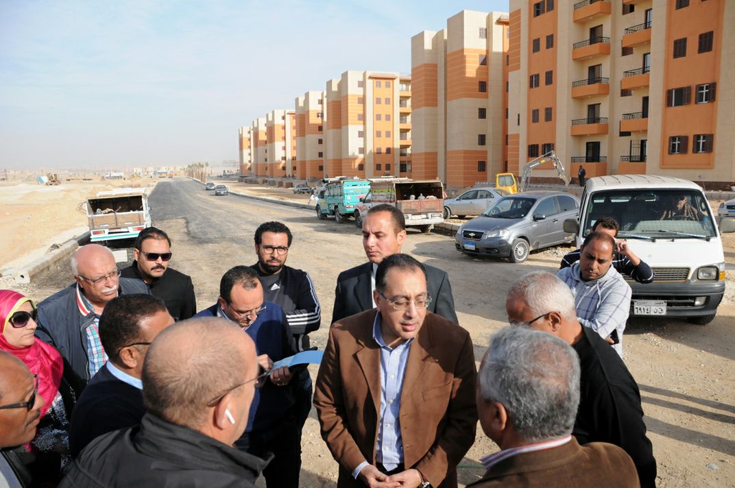 وزير الإسكان يتفقد 40 ألف وحدة إسكان اجتماعى يتم تنفيذها فى 6 أكتوبر الجديدة