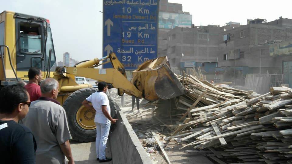 الطرق والكبارى : استرداد ١٦ الف متر مربع من تعديات الطريق الدائرى