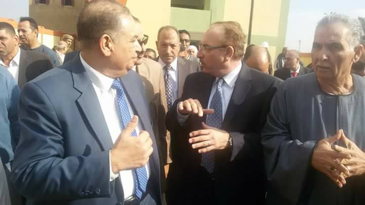 محافظ بني سويف في لقاء مفتوح مع أهالي قرية تلت جنوب بني سويف 