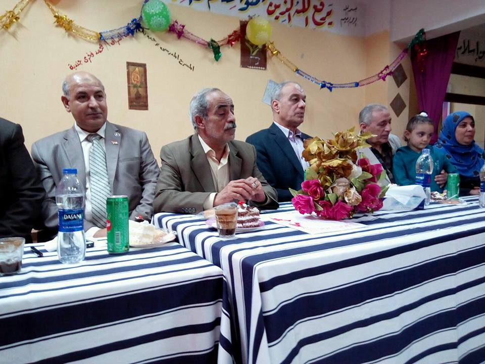 الشربيني يحضر تكريم مدير مدرسة ميت حلفا ”ث.م” لبلوغه سن المعاش