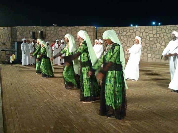 بالصور .. تألق فرقة توشكى للفنون التلقائية بالليالى الثقافية بأسوان