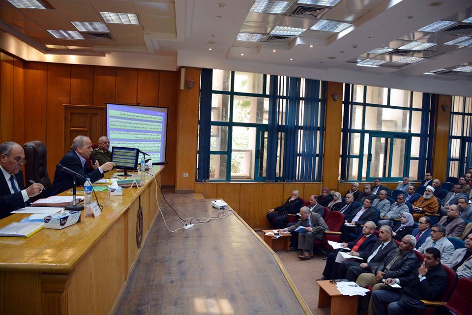 محافظ القليوبية يأمر بغلق مزلقانات السكة الحديد غير القانونية بالمحافظة