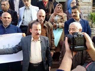 بالصور.. وقفة احتجاجية بالنقابة العامة لأطباء النساء والتوليد بالدقهلية