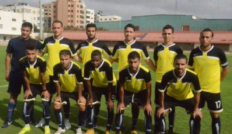 نادي فلسطين يضم أبو عيشة وابو ريالة والتفاح يسرح أربعة لاعبين