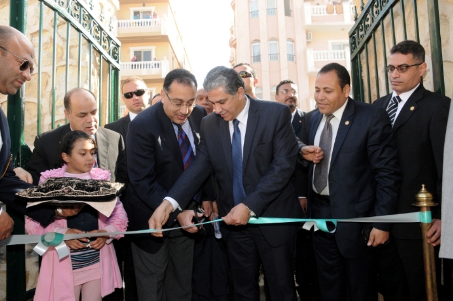 وزير الإسكان: الانتهاء من تنفيذ 5256 وحدة سكنية بالإسكان الاجتماعى بالمنيا الجديدة .