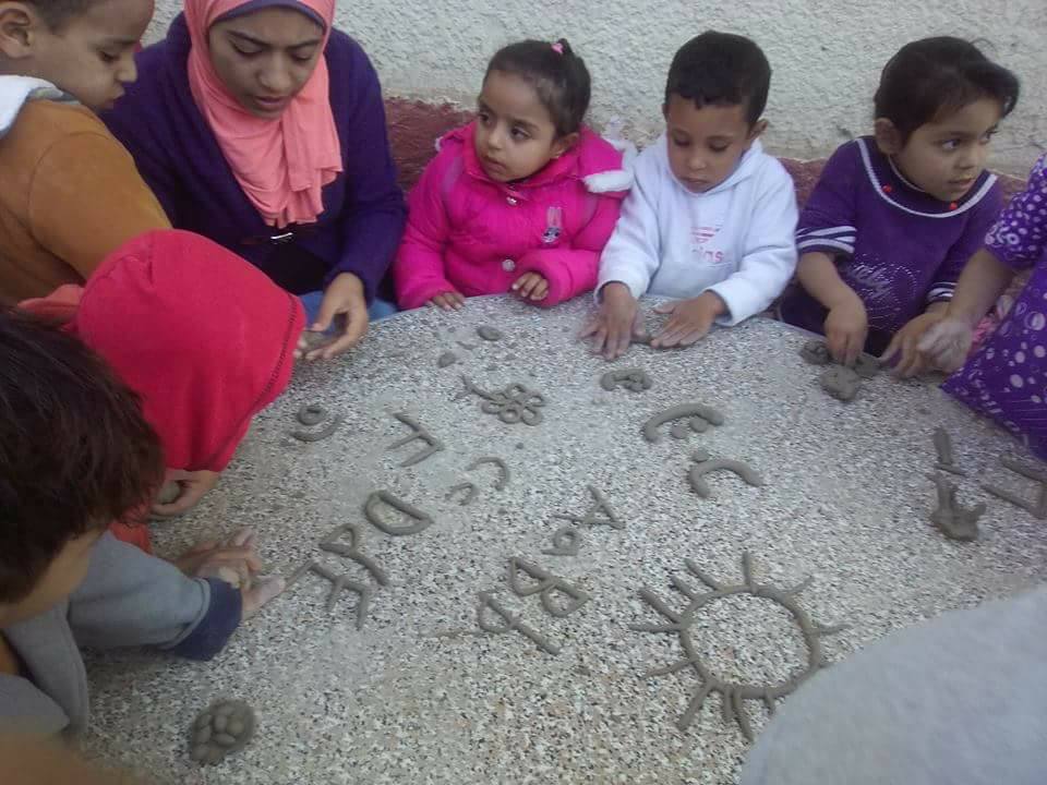 ورش بالصلصال، ودمج ذوي الاحتياجات الخاصة بثقافة أسيوط