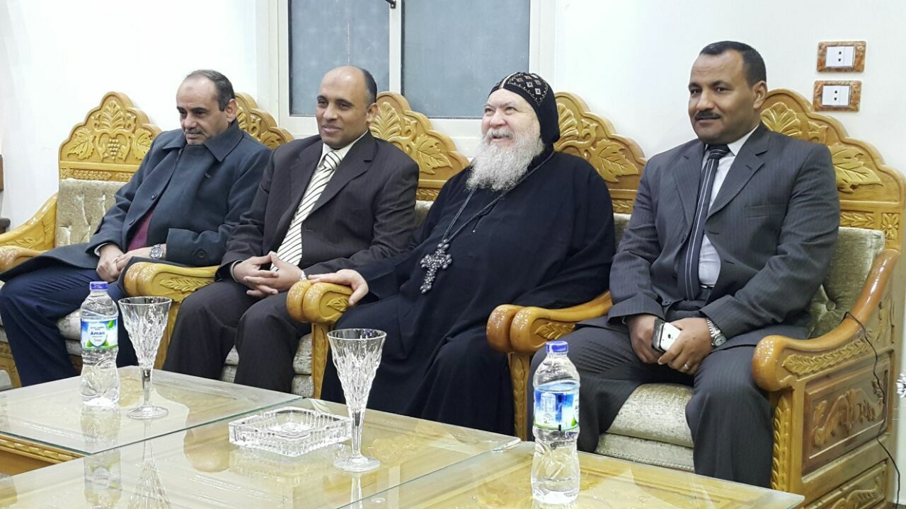 شحاتة وخلاف على رأس وفد من قيادات التعليم لزيارة كنيسه مارجرجس بسوهاج