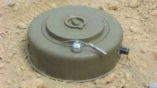 نكشف تفاصيل العثور على مخزن مفرقعات ومواد شديدة الانفجار داخل شقة فى أكتوبر