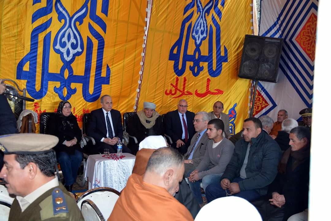 عشماوي وعجلان يقدمان واجب العزاء لأسرة شهيد كفر فرسيس بمدينة بنها