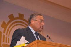 « فهمى » ميكنة وربط الخدمات المقدمة من المصلحة للعملاء