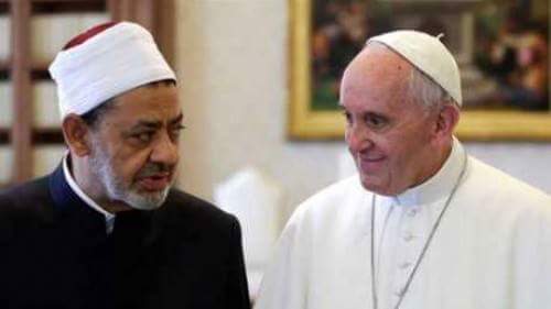 الإمام الأكبر وبابا الفاتيكان في صناعة السلام العالمي