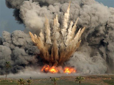 الطائرات الحربية الإسرائيلية تقصف بصاروخين ارضاً زراعية شرق رفح