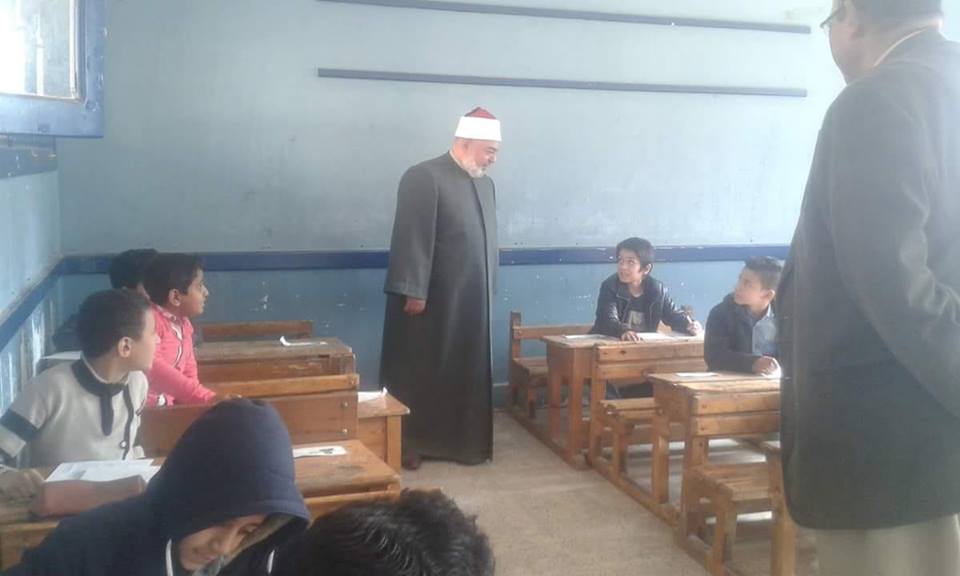 رئيس منطقة القاهرة يشدد على تحقيق المساواة بين جميع الطلاب والمتابعة المستمرة للعمل والأداء