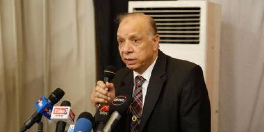 غدا محافظ القاهرة يكرم أسر شهداء الجيش والشرطة والمدنيين