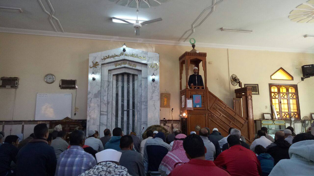 تواصل فعاليات قافلة منظمة خريجى الأزهر الدعوية فى مساجد أسوان