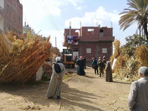 الوحدة المحلية لمركز ومدينة جهينة تشن حملة إزالات مكبرة بقرية الطليحات