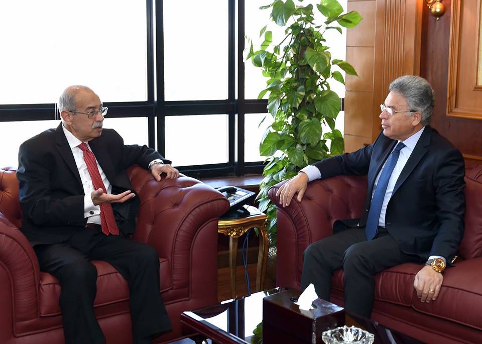 اسماعيل يستقبل رئيس هيئة الرقابة الإدارية