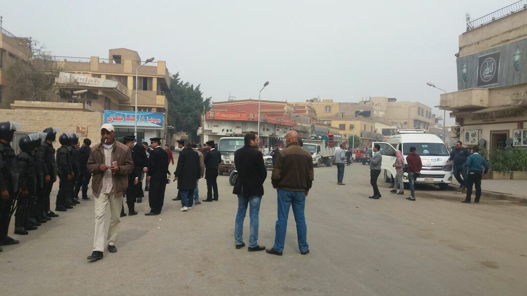 بالصور | رئيس حى الهرم يشن حملة مكبرة ﻷزالة الأشغالات اليوم بالمنصورية