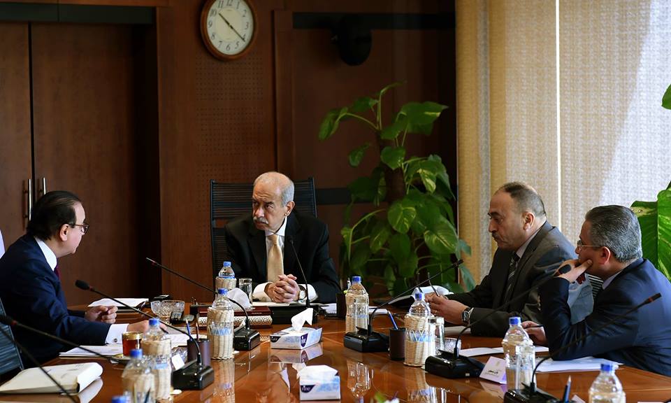 اسماعيل يلتقى وزير الاتصالات وتكنولوجيا المعلومات