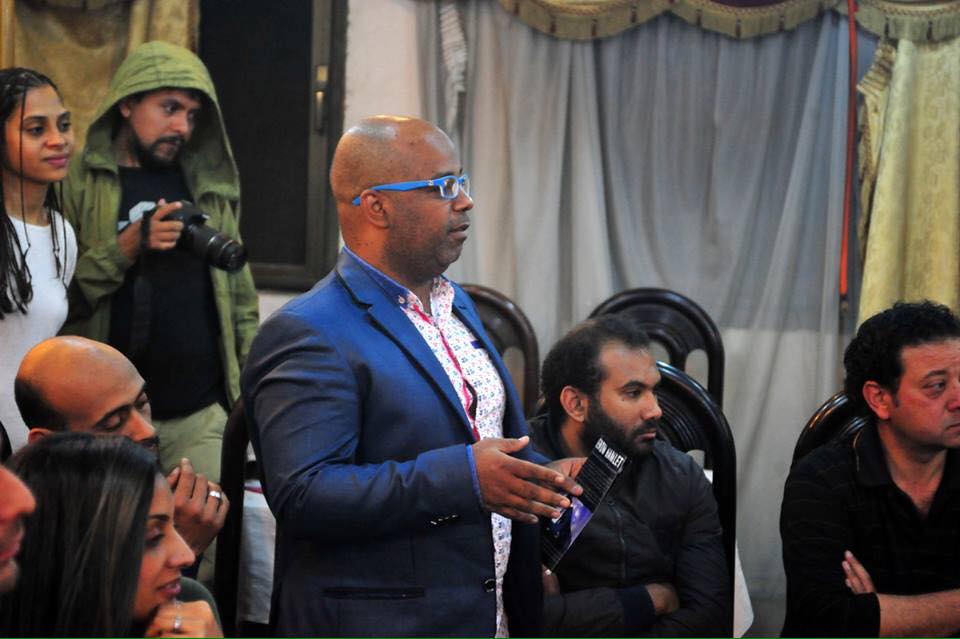 ” سيد البنائيين ” عرض مسرحي لإعتماد رفقي مخرج بالثقافة الجماهيرية