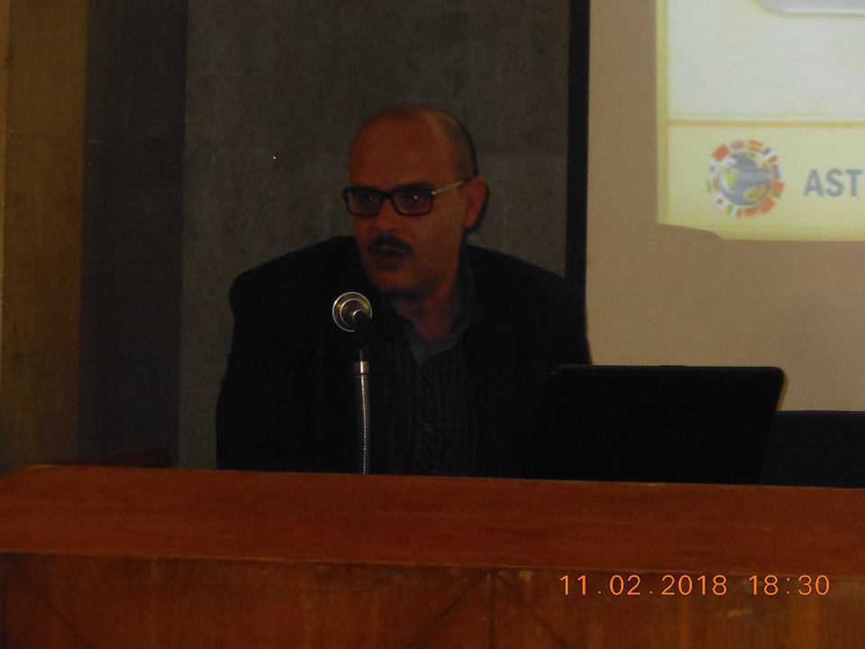 فنون وتقنيات الترجمة الحديثة بمكتبة القاهرة الكبرى