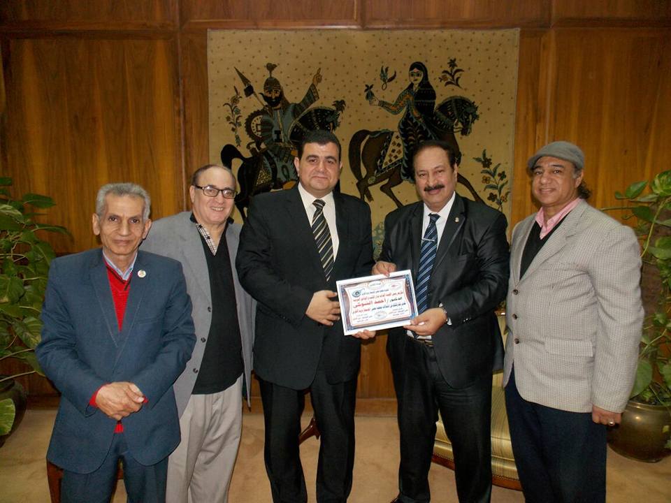 جمعية ”محبى الأطرش” تكرم رئيس الهيئة العامة لدار الكتب