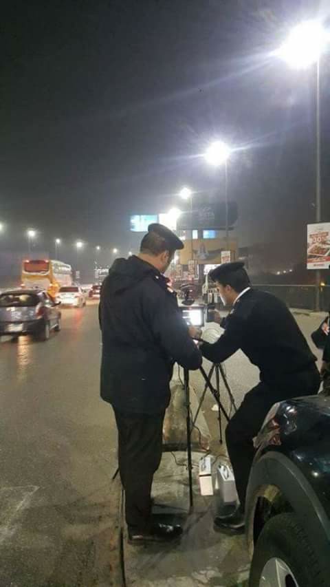 الادارة العامة للمرور تبدأ تركيب كاميرات المراقبة بكوبرى أكتوبر