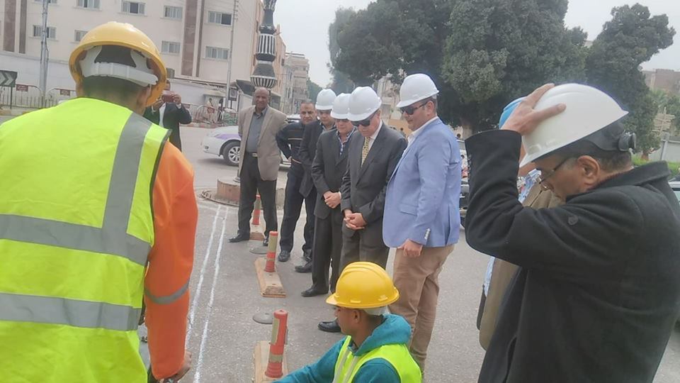 محافظ قنا يشهد تجربة ميدانية لمنظومة كاميرات الرصد الميدانى