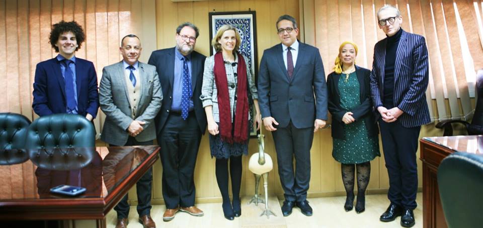وزير الاثار يلتقى وسفيرة دولة بلجيكا بالقاهرة