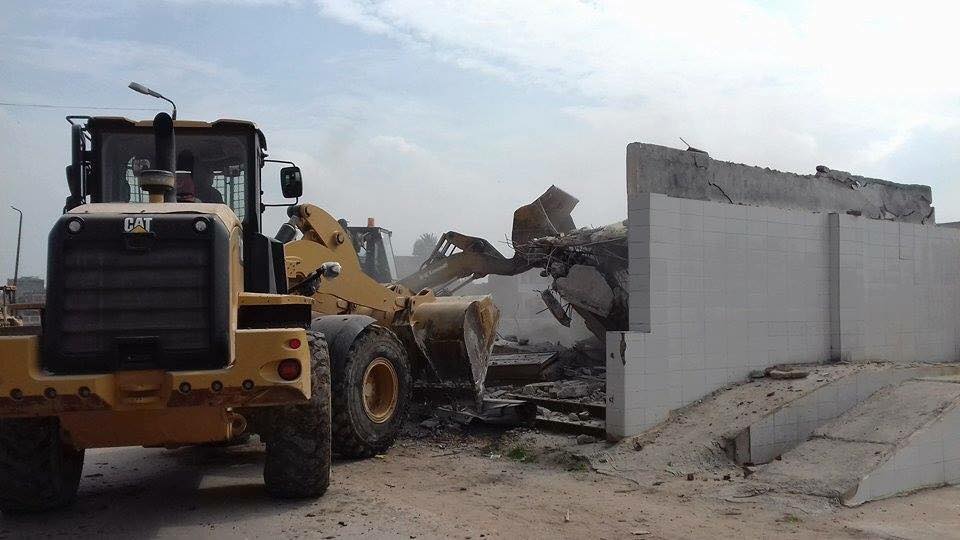 إزالة جميع التعديات علي ترعة المحمودية