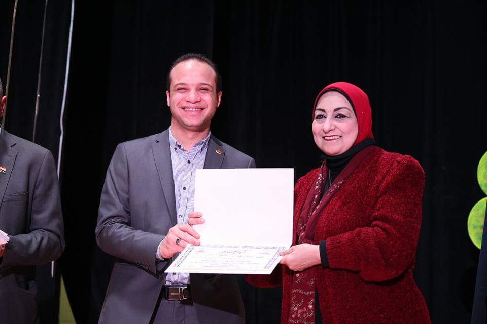 مرعي: يرصد مكافأة مميزة لأوائل الجمهورية والجيزة علي نفقتة الشخصية في حفل السعيدية