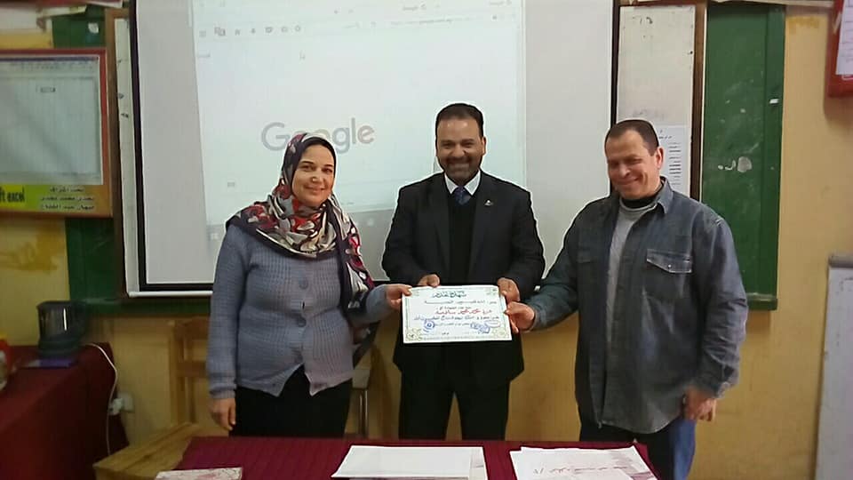 اليوم ... التدريب التنشيطى للمدارس المحوارية المعلمون أولا في تعليم قليوب