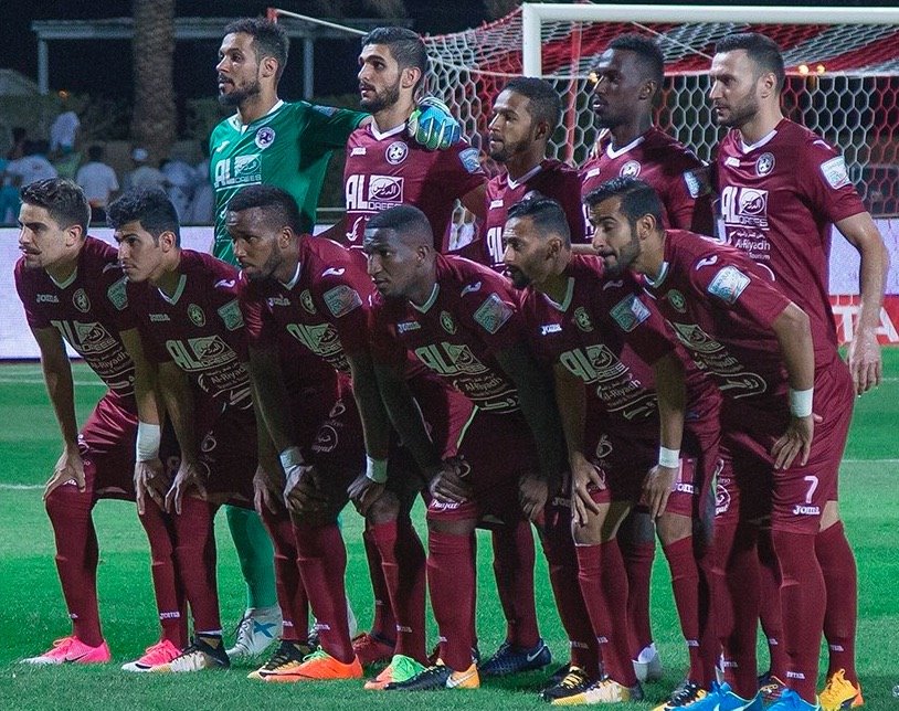 الفيصلي السعودي يصعد لنصف نهائي كأس خادم الحرمين