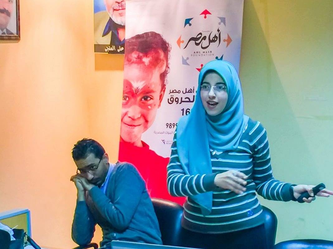 ” كيفية التعامل الأمثل مع المشكلات الأسرية ” بثقافة السويس