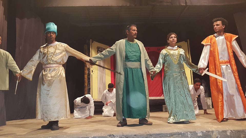 أمير الحشاشين يكشف الوجه القبيح للتطرف والارهاب في أولى لياليه بالقنطرة شرق