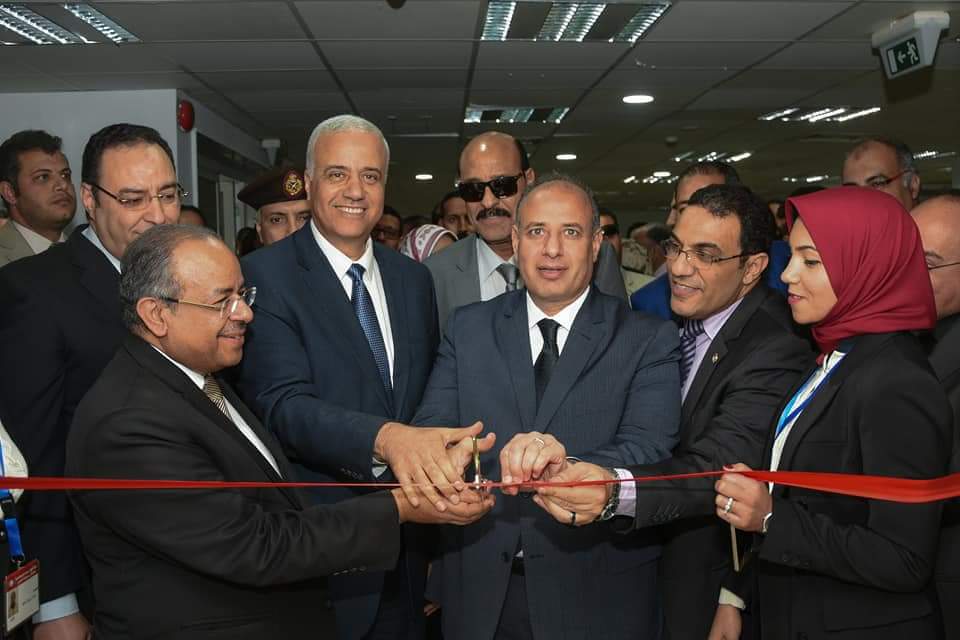 محافظ الإسكندرية يفتتح المراكز المتخصصة بمستشفى سموحة الجامعى