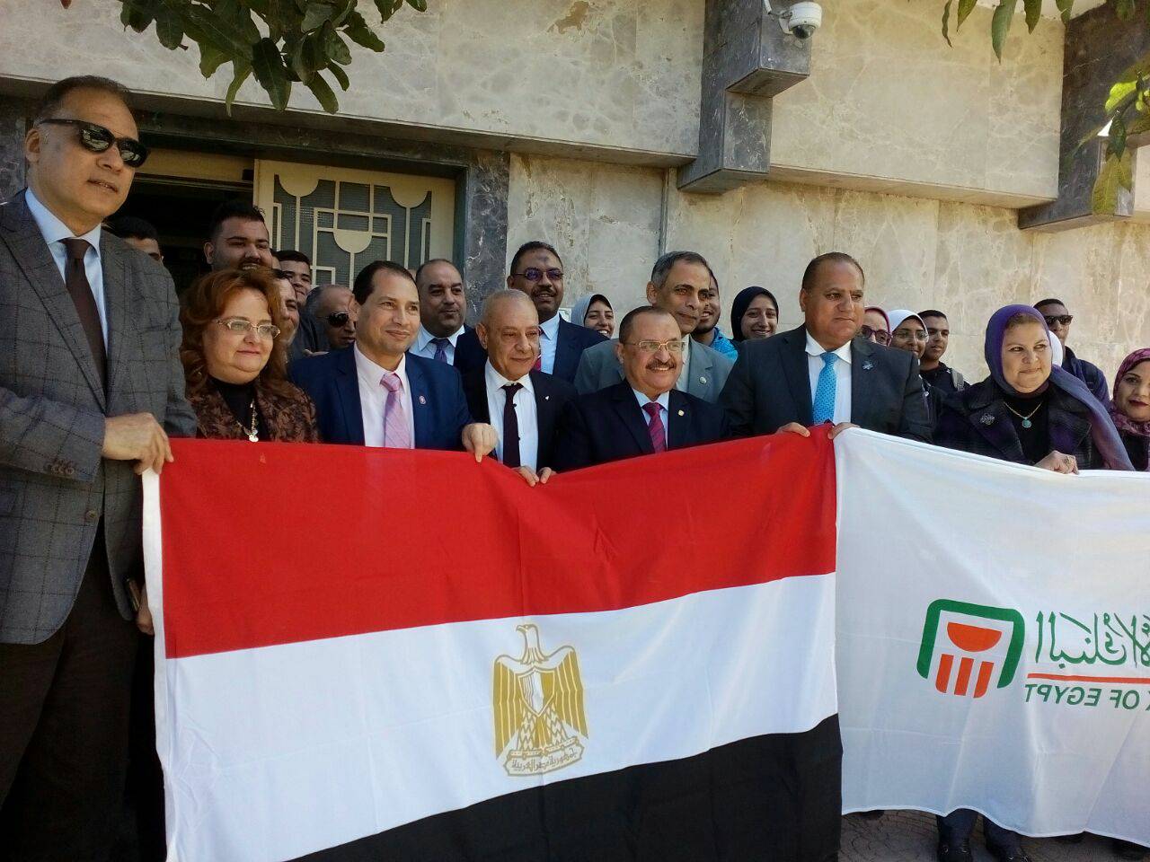 جامعة بورسعيد تتبرع بصندوق تحيا مصر لدعم المجهود الحربى فى سيناء