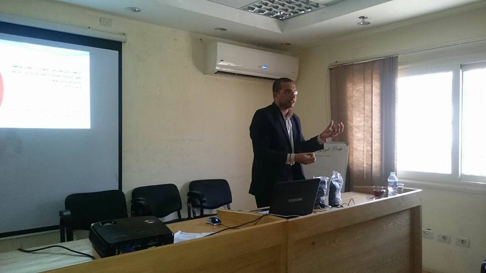 مناقشة ” قانون الخدمة المدنية ” بثقافة أسيوط